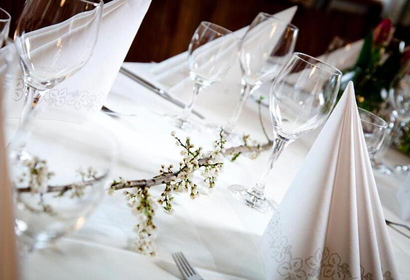 فندق Wirtshaus Am Schloss