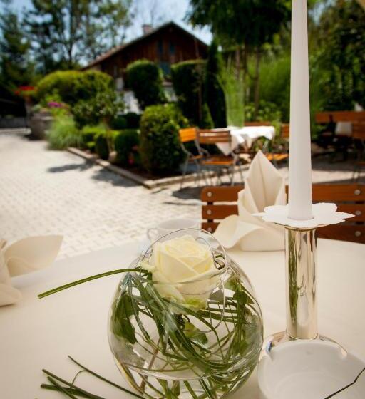 فندق Wirtshaus Am Schloss