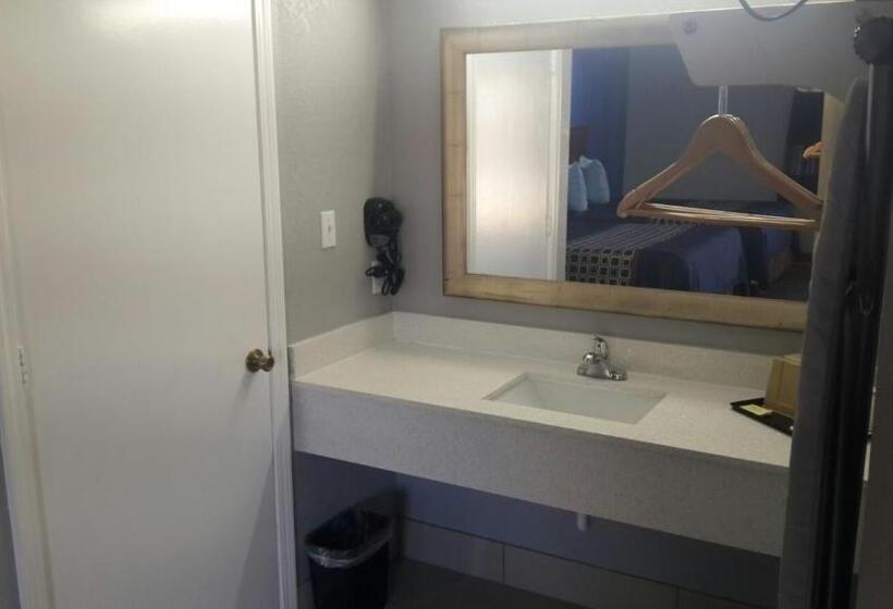 모텔 Paris Inn And Suites