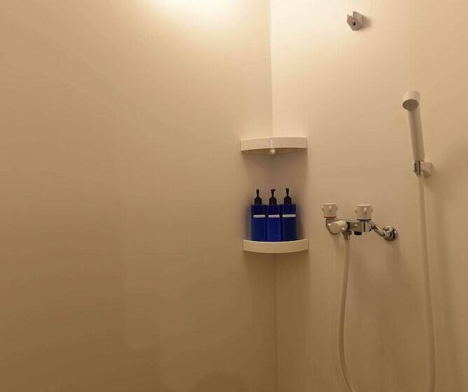 Pensió Cobaco Work&camp