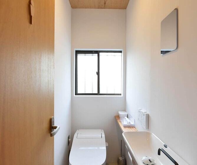 Pensió Cobaco Work&camp