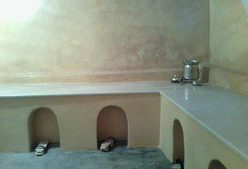 펜션 Dar Aida Zaghouan