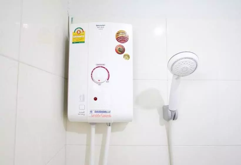 Majatalo Shouse  Surin