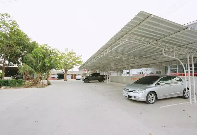 Majatalo Shouse  Surin