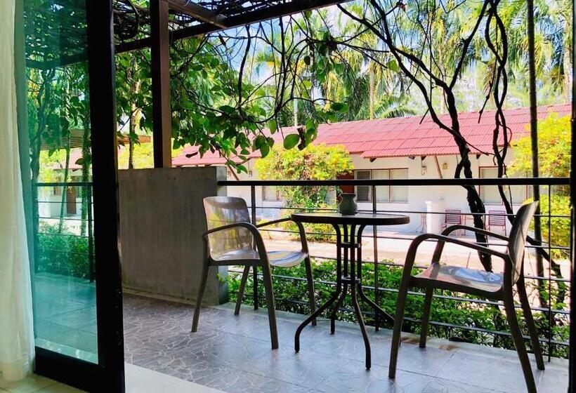 膳宿费 Wassana Sitdharma Guesthouse