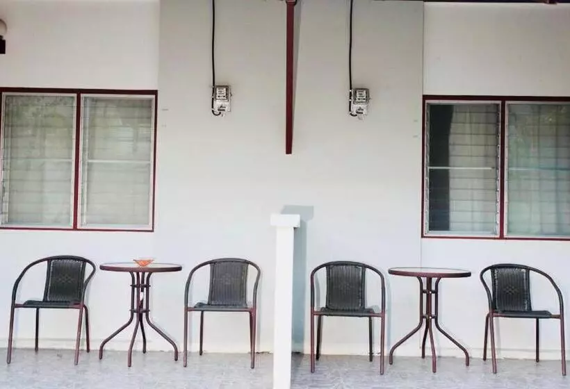 Majatalo Wassana Sitdharma Guesthouse