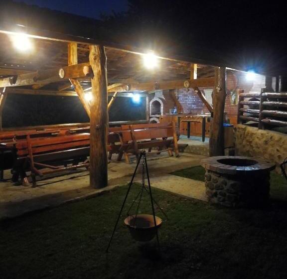 Pensiunea La Maria Lu  Sandoiu