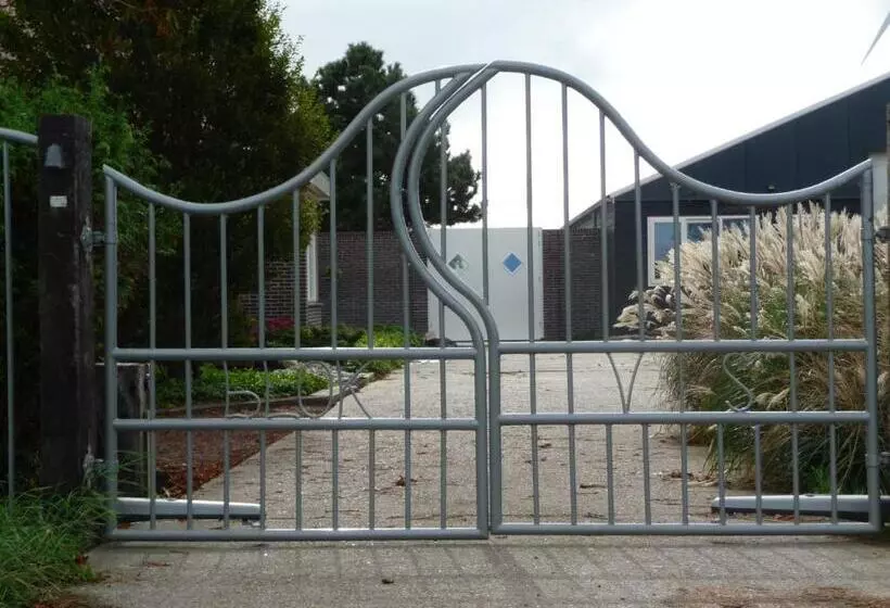 B&b “te Warskip Bij Blokvis”