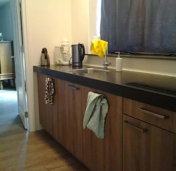 B&b “te Warskip Bij Blokvis”