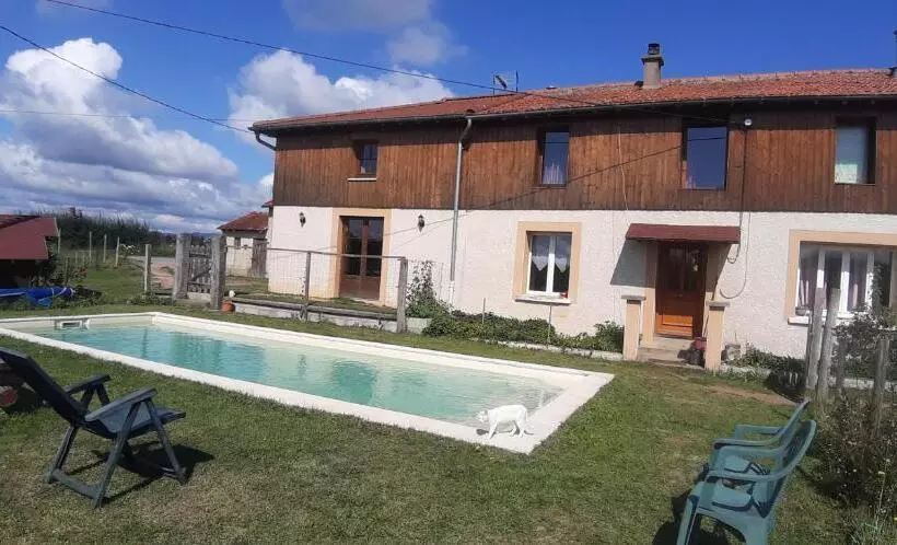 Aamiaismajoitus (B&B) La Ferme Du Bouton D Or