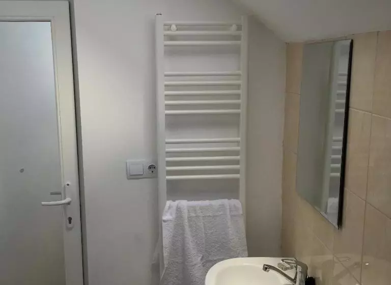 ベッドアンドブレックファースト Royal 60