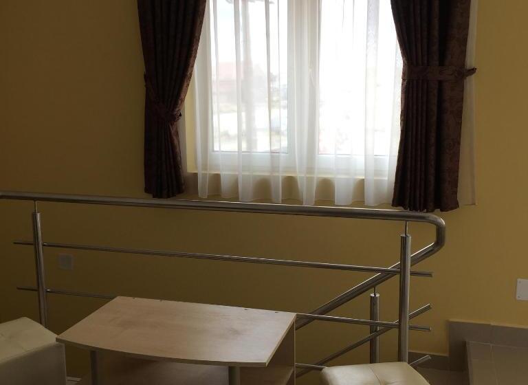 ベッドアンドブレックファースト Royal 60