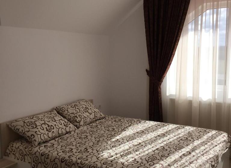 ベッドアンドブレックファースト Royal 60