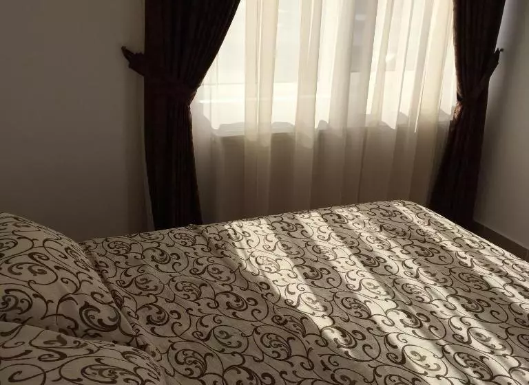 ベッドアンドブレックファースト Royal 60