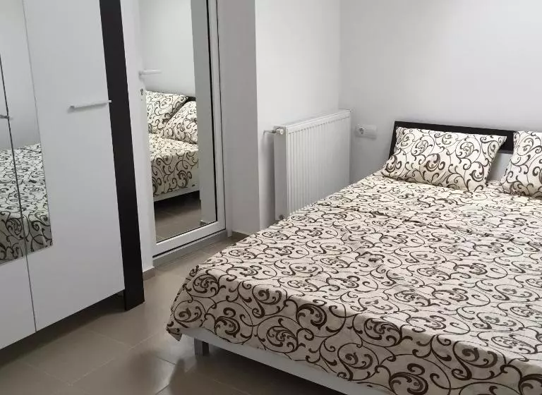 ベッドアンドブレックファースト Royal 60