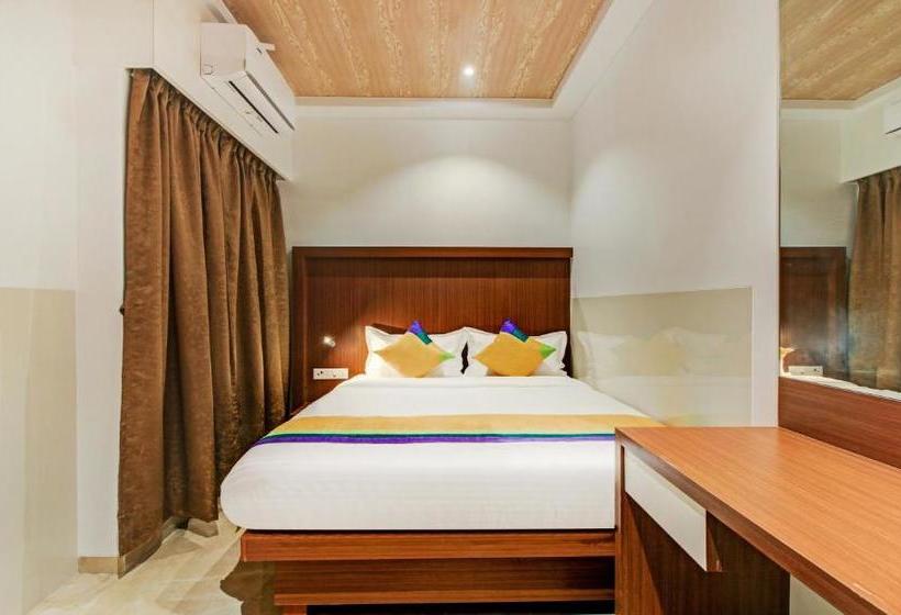 ホテル Aarush Inn