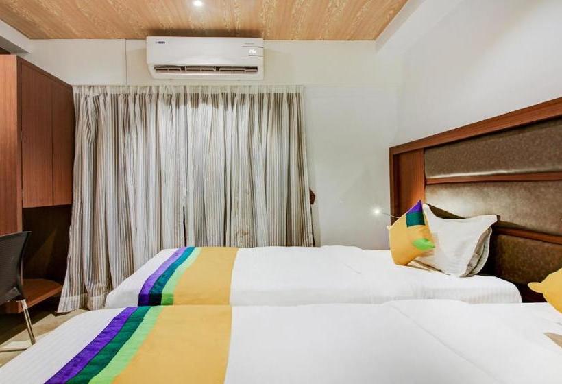 ホテル Aarush Inn