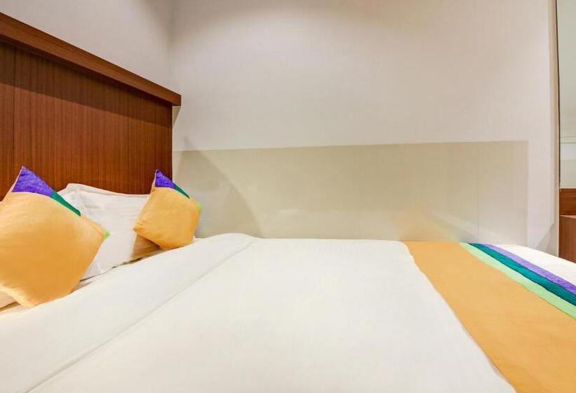 ホテル Aarush Inn