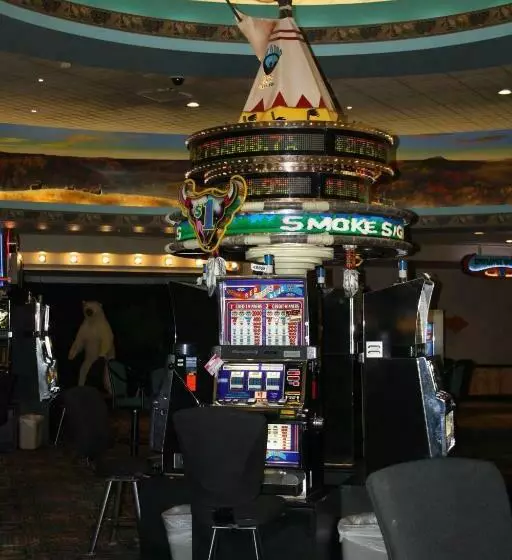 ホテル Bear Claw Casino &