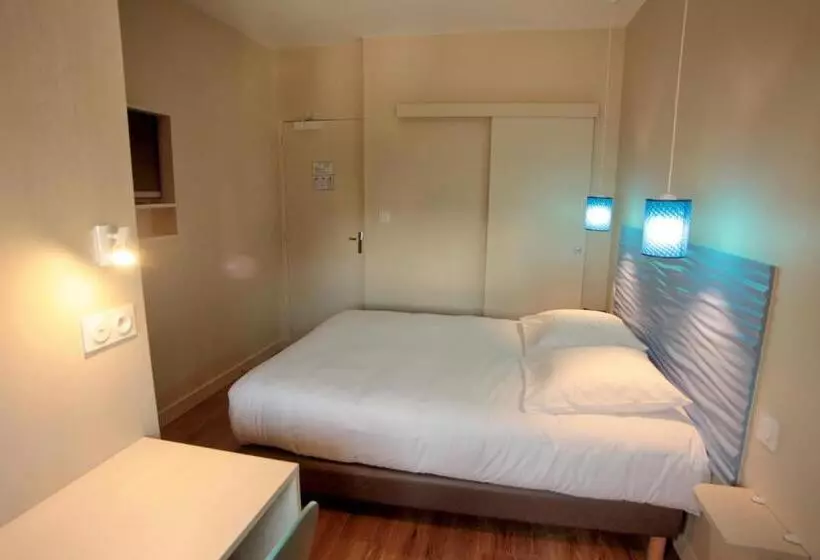 Hotelli Hôtel   Restaurant Des Voyageurs