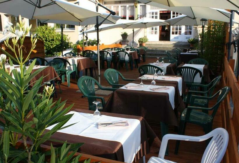 酒店 Hôtel   Restaurant Des Voyageurs