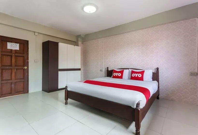 Hotelli Oyo 1012 Vintage Home