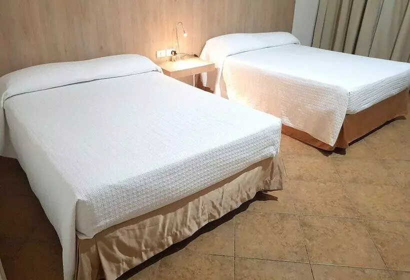 Hotelli Palmar Del Sol