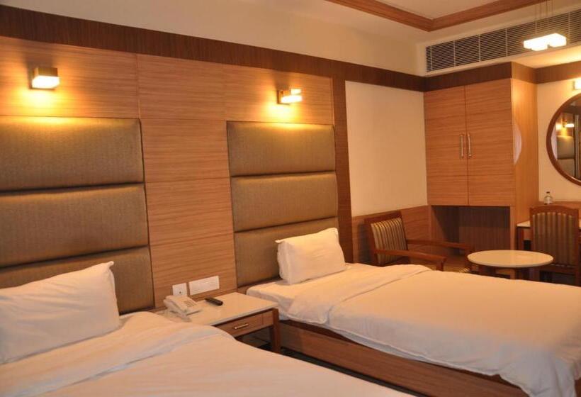 Hotell Sms Grand Inn