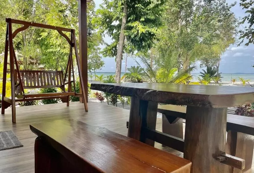 Leebong Island Resort