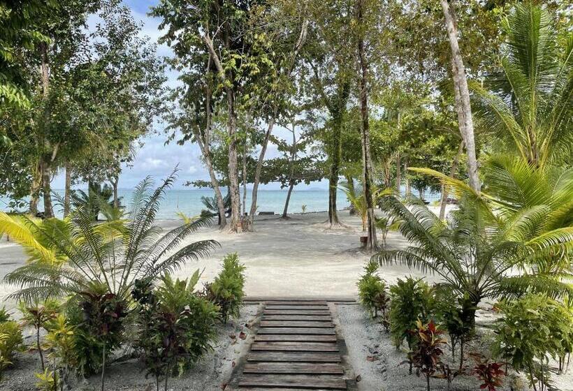 Leebong Island Resort