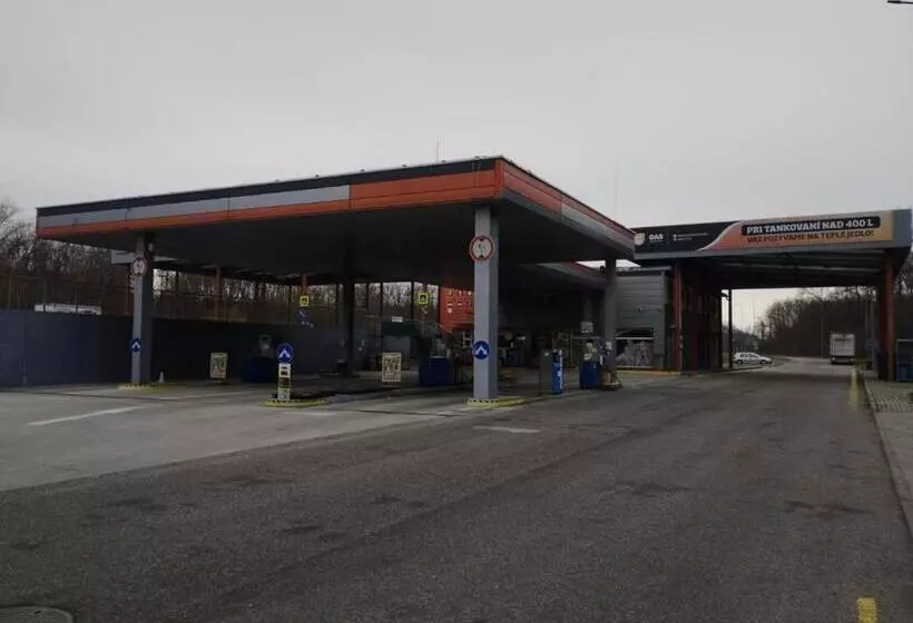 Motelli Gas Truck Centrum