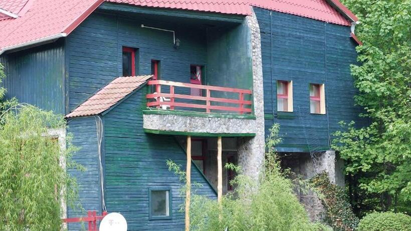 پانسیون Barlogul Ursilor Lepsa