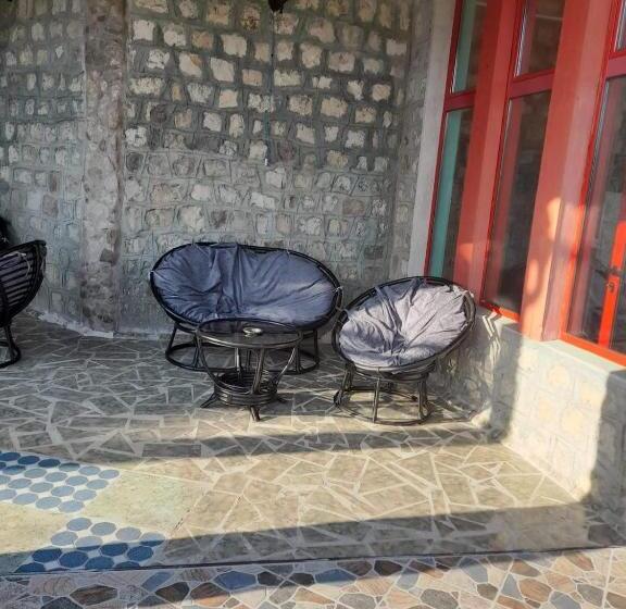 پانسیون Barlogul Ursilor Lepsa