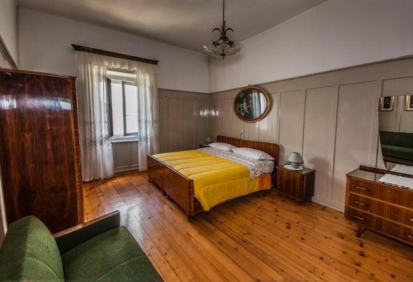 פנסיון Casa Alice