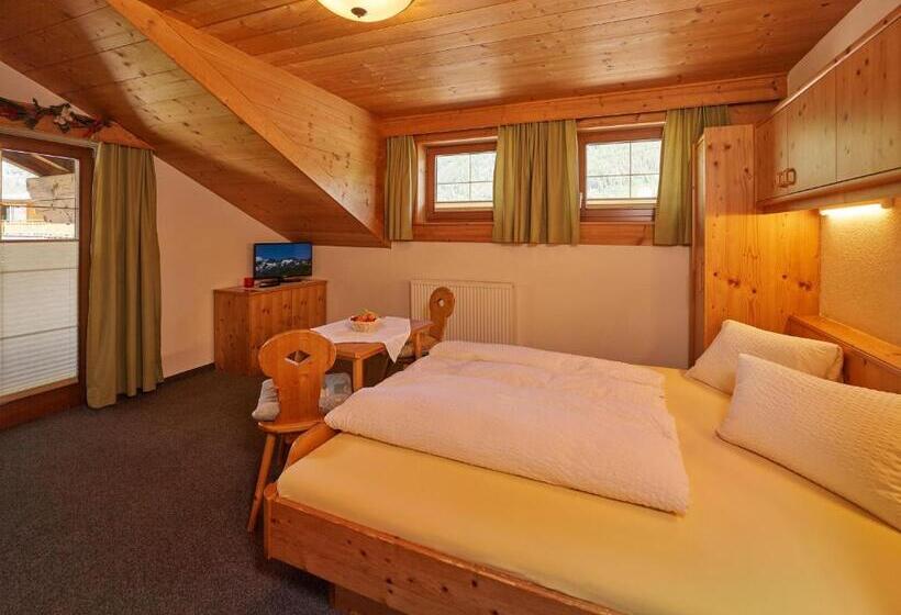 بنسيون Haus Erbhof