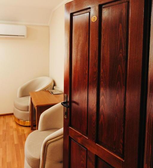 بنسيون Vila Carmen Camere De închiriat 3 Stele