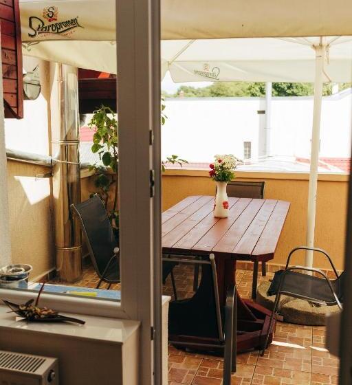 بنسيون Vila Carmen Camere De închiriat 3 Stele