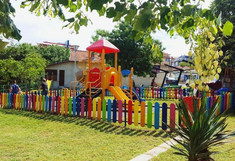 ペンション Villa Rusto