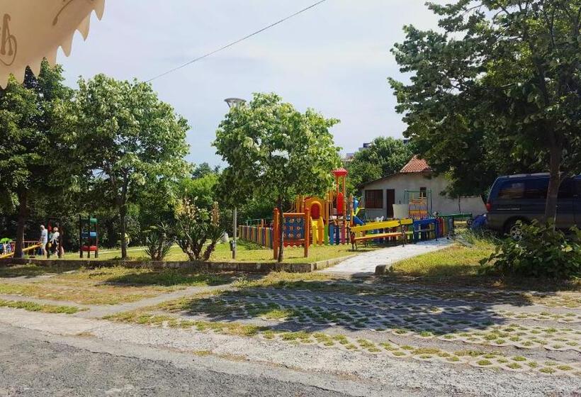 ペンション Villa Rusto