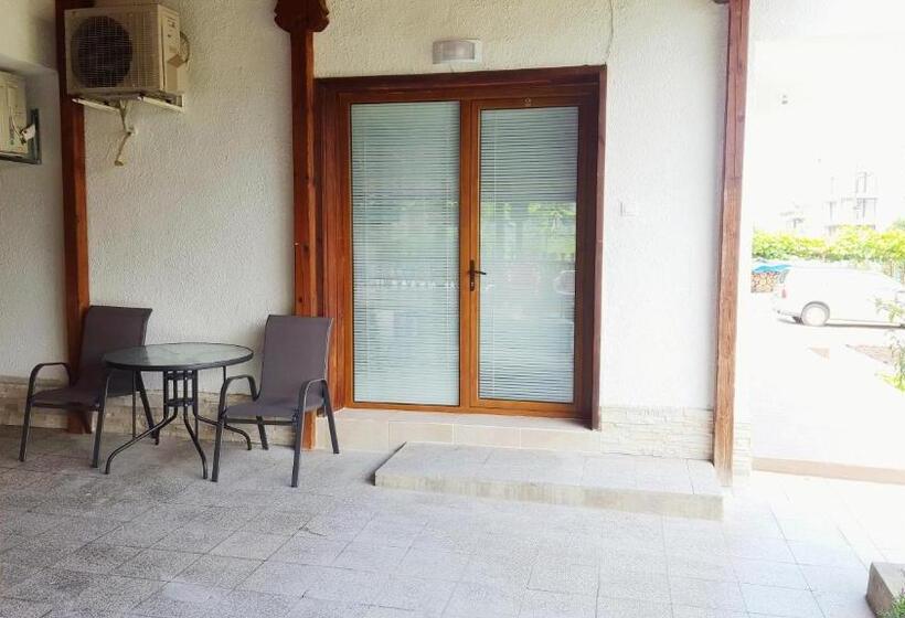 ペンション Villa Rusto