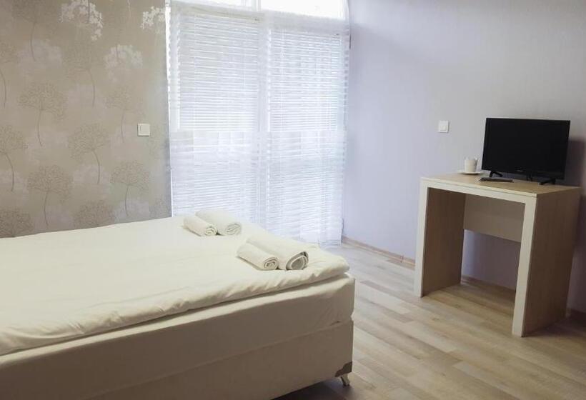 ペンション Villa Rusto