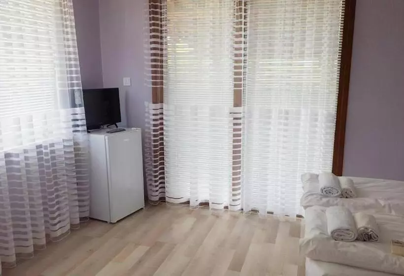پانسیون Villa Rusto