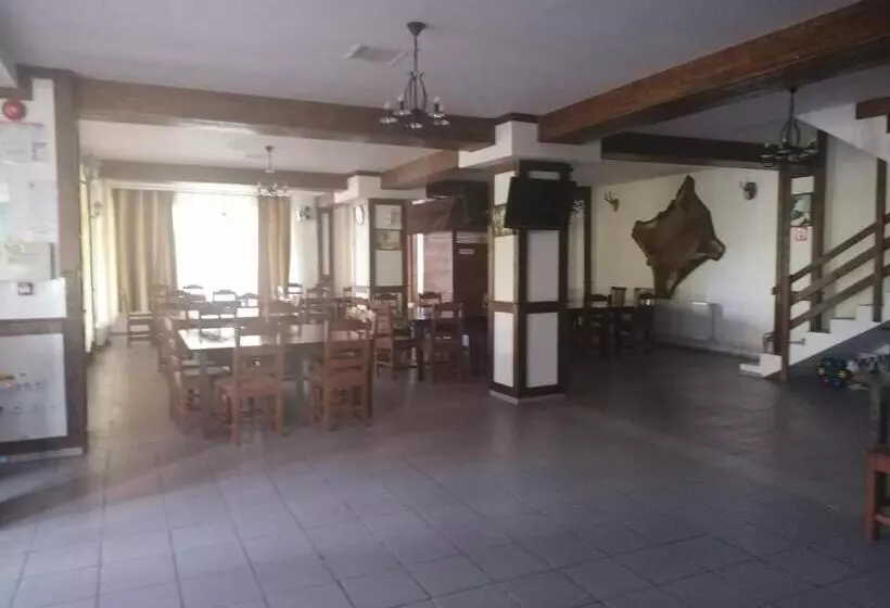 Pensiunea Pomi  Oesti