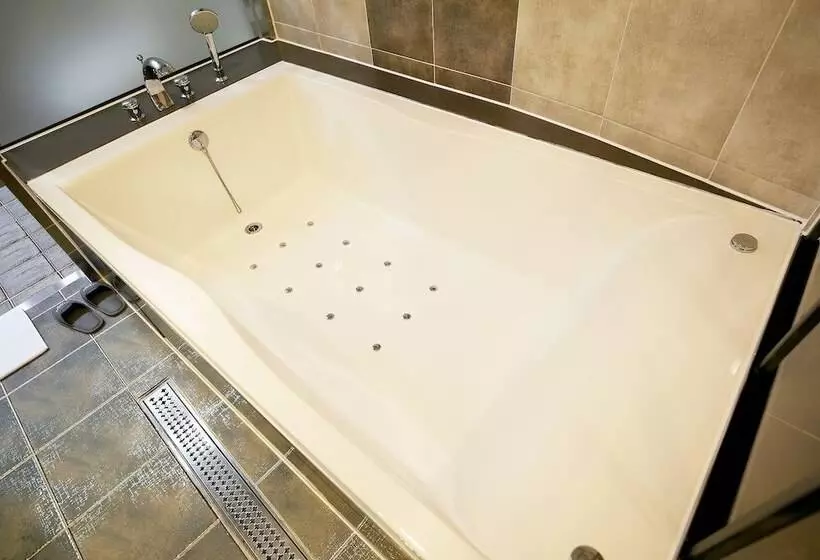 Cheongju Hotel 69