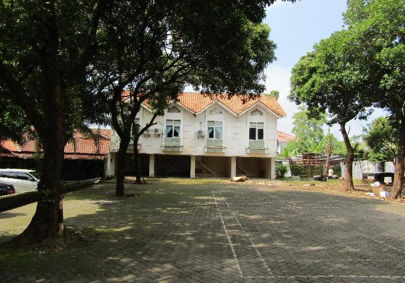 فندق Kencana Jaya