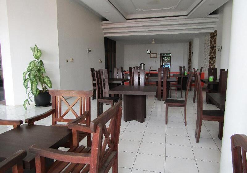 فندق Kencana Jaya