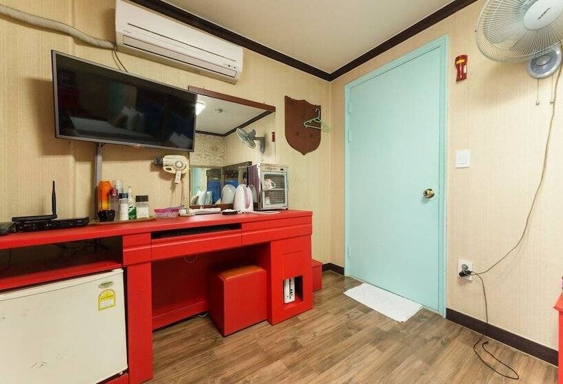 Pocheon Shilla Motel