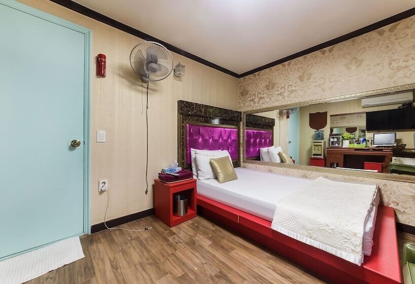 Pocheon Shilla Motel