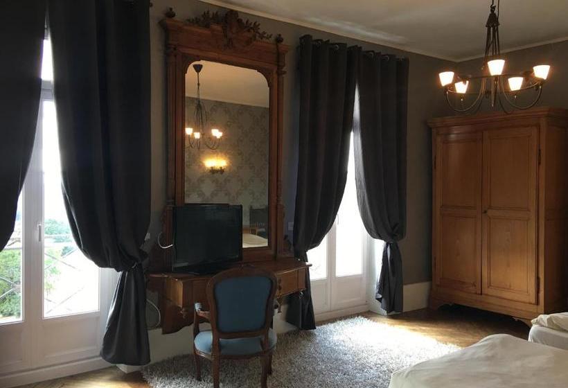 مبيت وإفطار Chateau De Vareilles