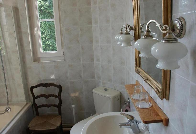 مبيت وإفطار Chateau De Vareilles